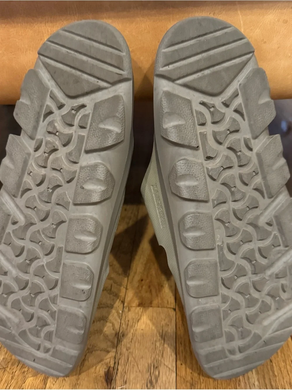 Size 42 Birkenstock Dual-Strap Slides in Olive